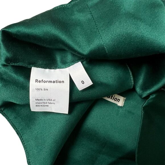 Reformation Green Satin Crop Top - Picture 8 of 8